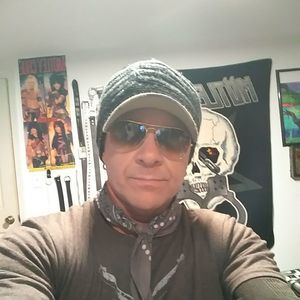 Meet your Posher, Robbie